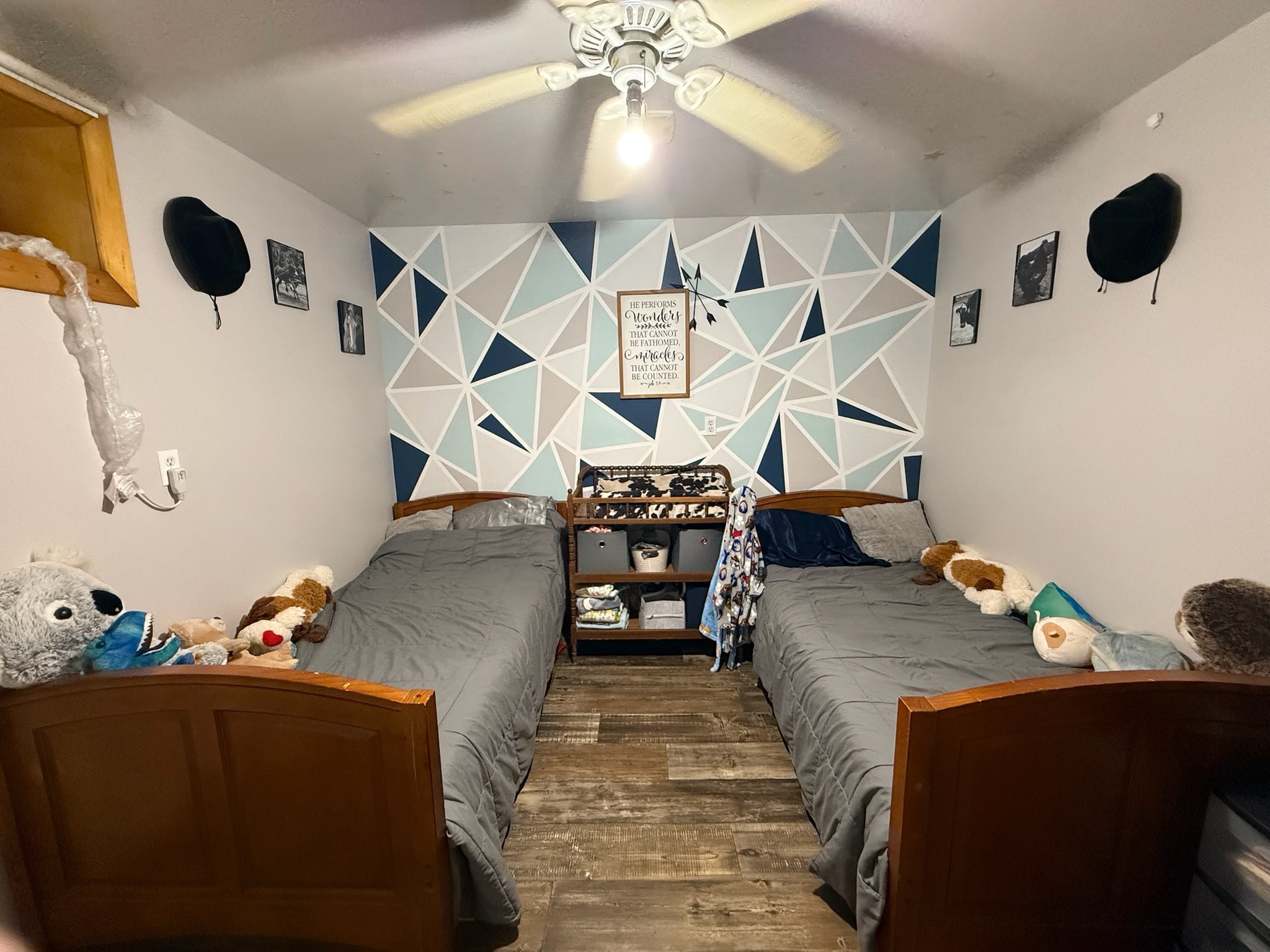 2975 Bethlehem Church Road Mount Hermon, KY 42157 - Photo 14 of 72 a living room with furniture and wooden floor