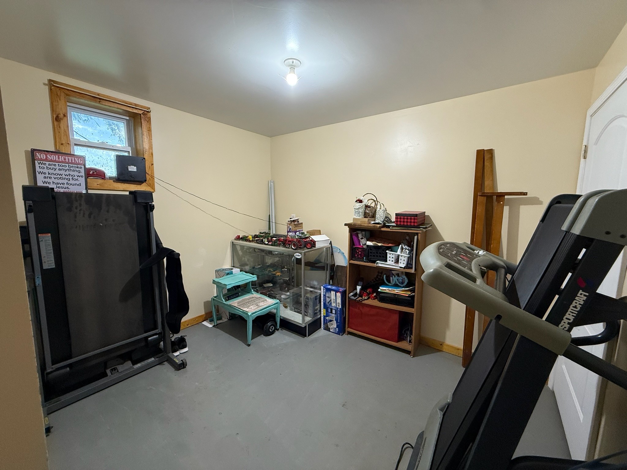 2975 Bethlehem Church Road Mount Hermon, KY 42157 - Photo 31 of 72 a view of a workspace with furniture