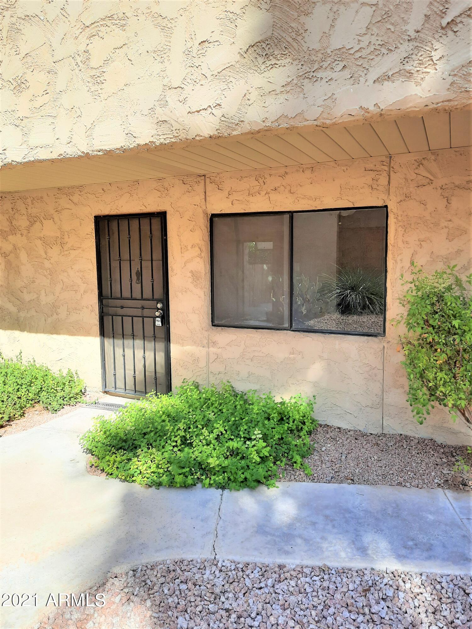 4950 North Miller Road, Unit 147 Scottsdale, AZ 85251 - Photo 3 of 21 Front of Home