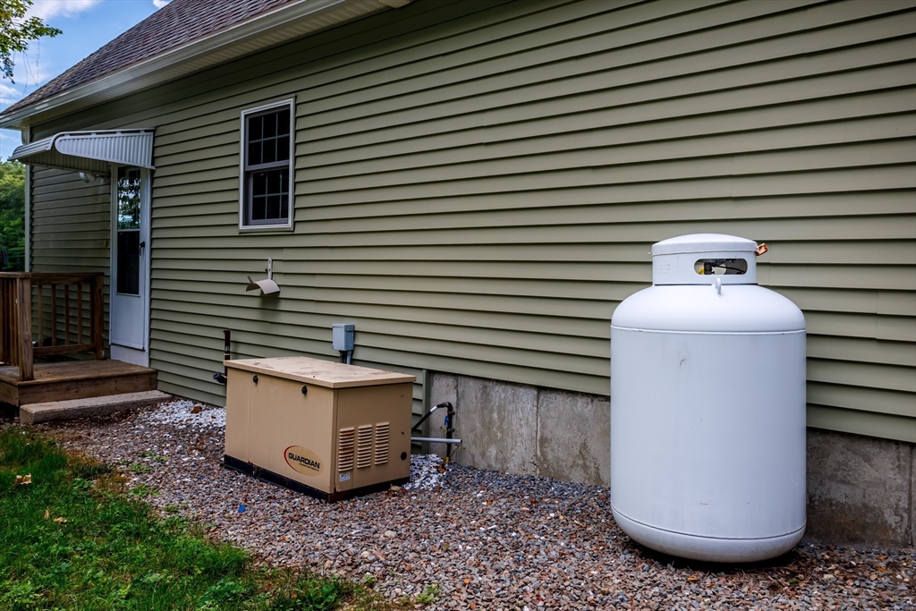 171 Island Road Lunenburg, MA 01462 - Photo 39 of 41 Gallery Image 39