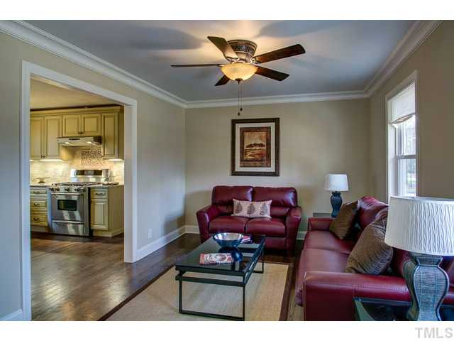 902 Brandon Road Durham, NC 27713 - Photo 11 of 25 Living Room