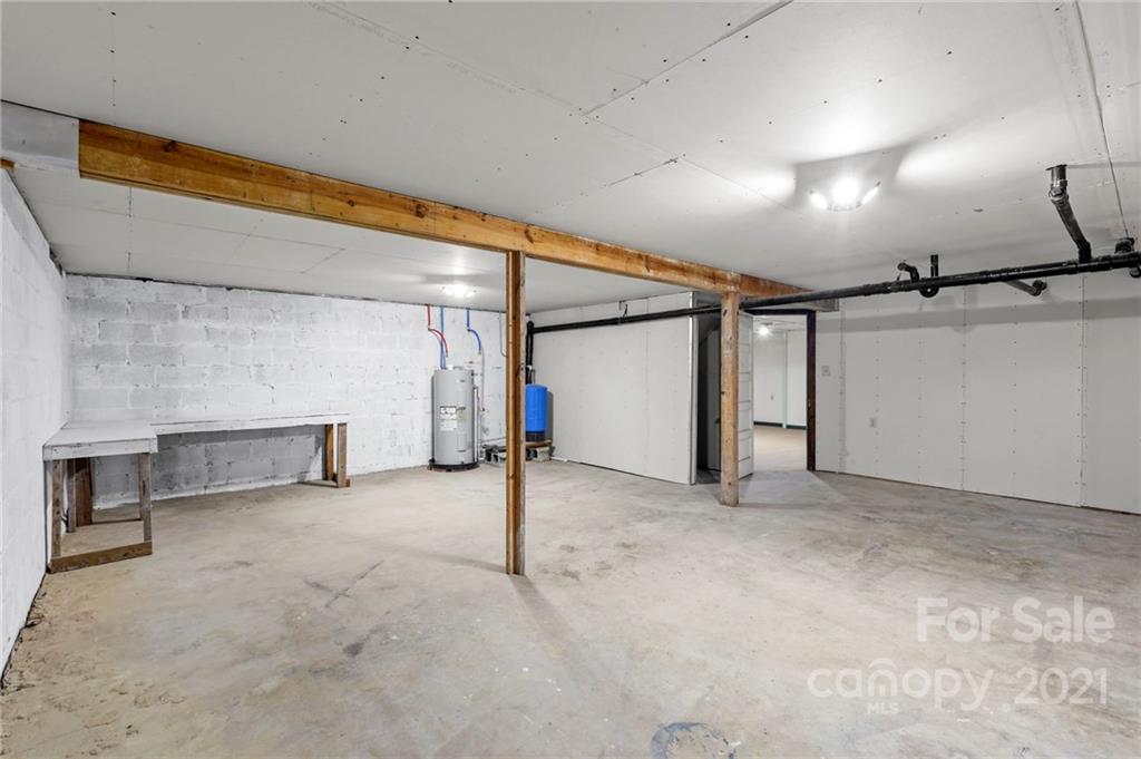 5959 Waterfalls Road Lenoir, NC 28645 - Photo 27 of 35 Gallery Image 27