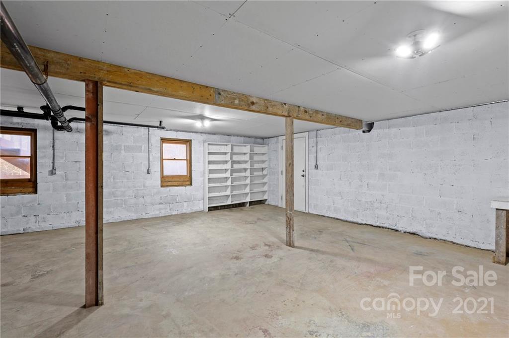 5959 Waterfalls Road Lenoir, NC 28645 - Photo 28 of 35 Gallery Image 28