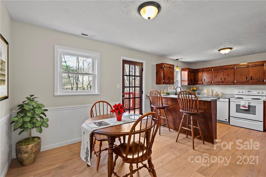 5959 Waterfalls Road Lenoir, NC 28645 - Photo 7 of 35 Gallery Image 7