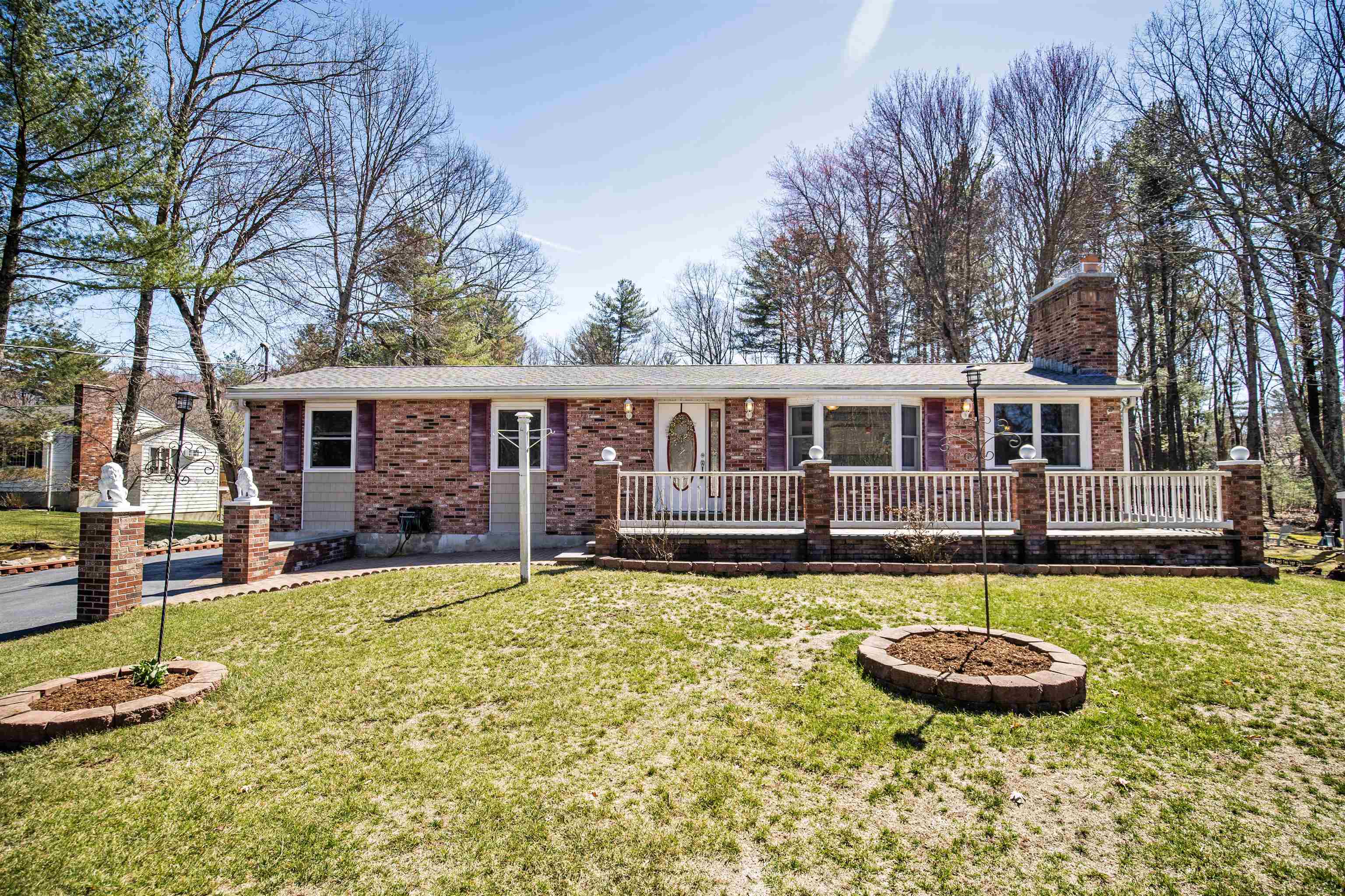 141 Bluff Street Salem, NH 03079 - Photo 3 of 40 Gallery Image 3