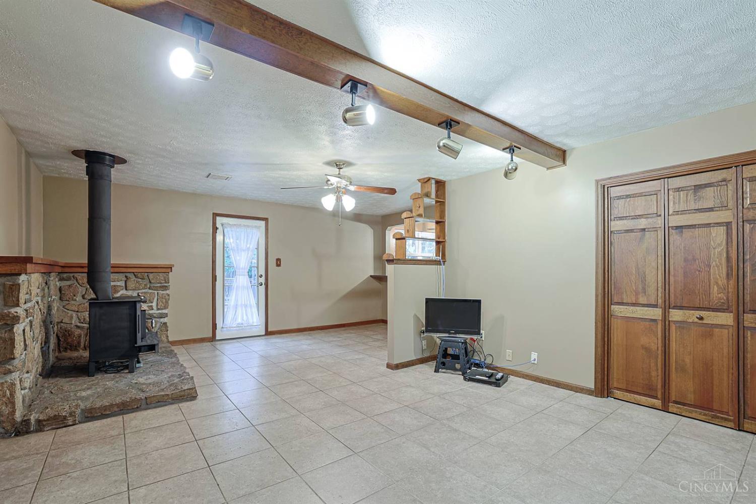 7359 Stephen Street Maineville, OH 45039 - Photo 10 of 34