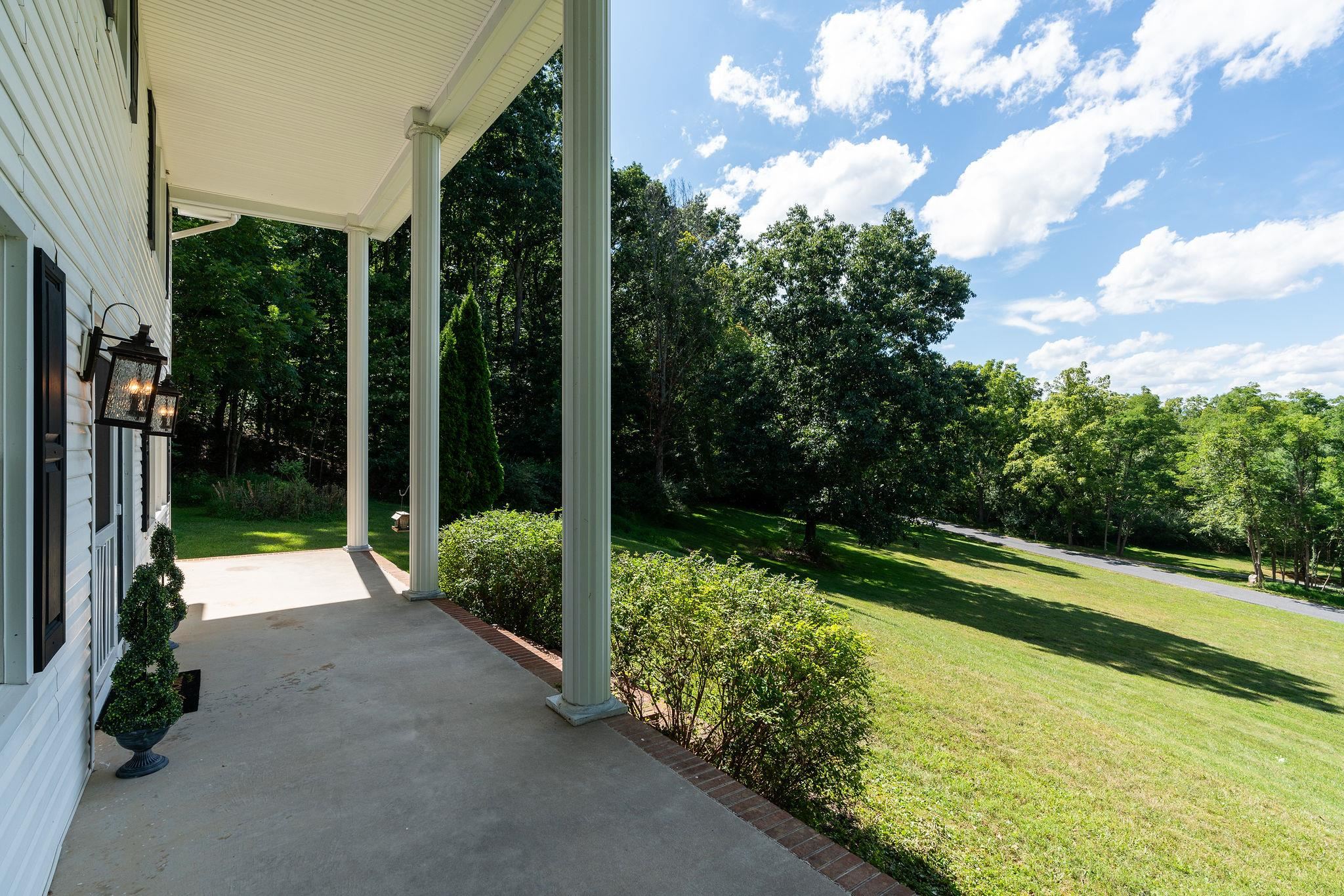 323 Abbington Road Swoope, VA 24479 - Photo 5 of 75 Gallery Image 5