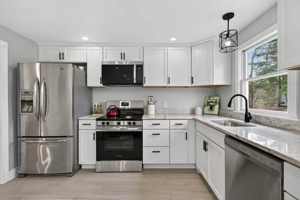 $545,000 | 296 Chace Street, Clinton, MA 01510