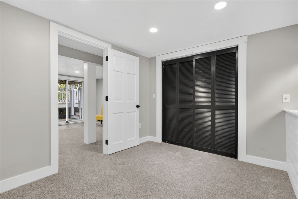 296 Chace Street Clinton, MA 01510 - Photo 17 of 35