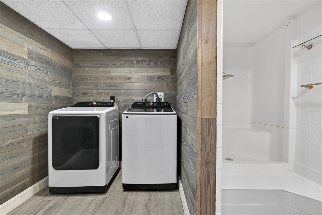 296 Chace Street Clinton, MA 01510 - Photo 18 of 35