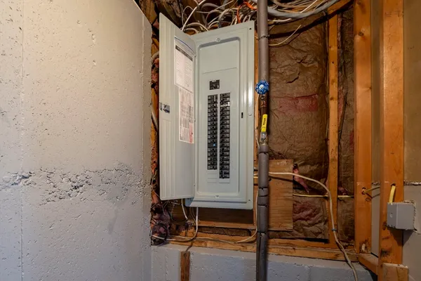 $545,000 | 296 Chace Street, Clinton, MA 01510