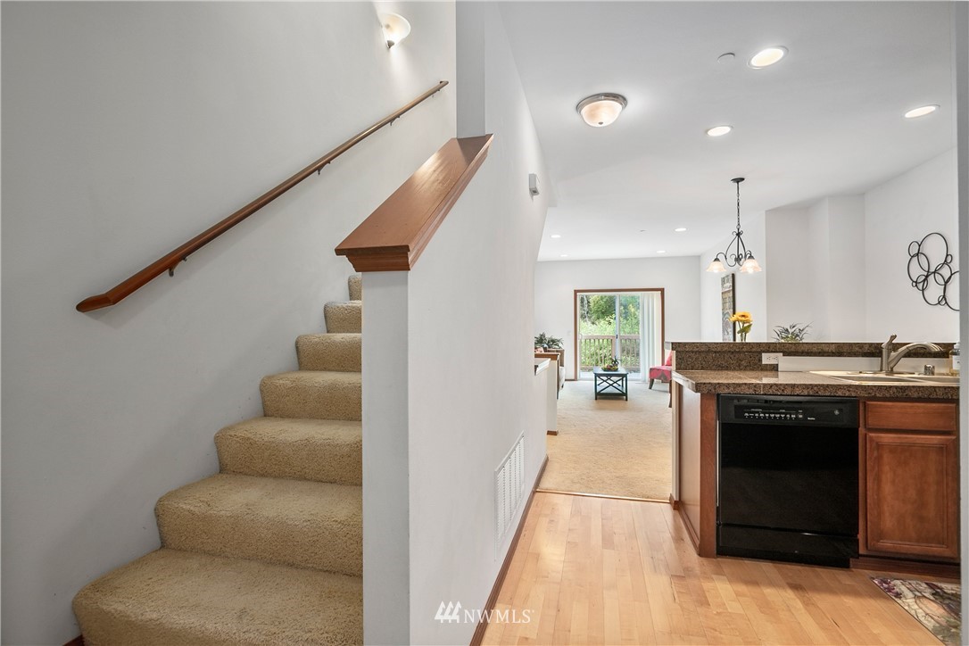 21208 11th Drive Southeast Bothell, WA 98021 - Photo 15 of 34