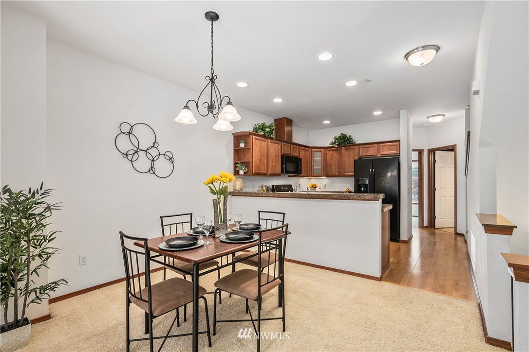 21208 11th Drive Southeast Bothell, WA 98021 - Photo 3 of 34