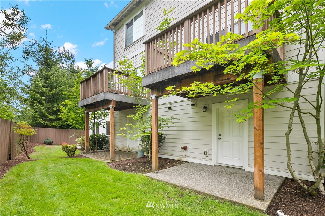 21208 11th Drive Southeast Bothell, WA 98021 - Photo 29 of 34