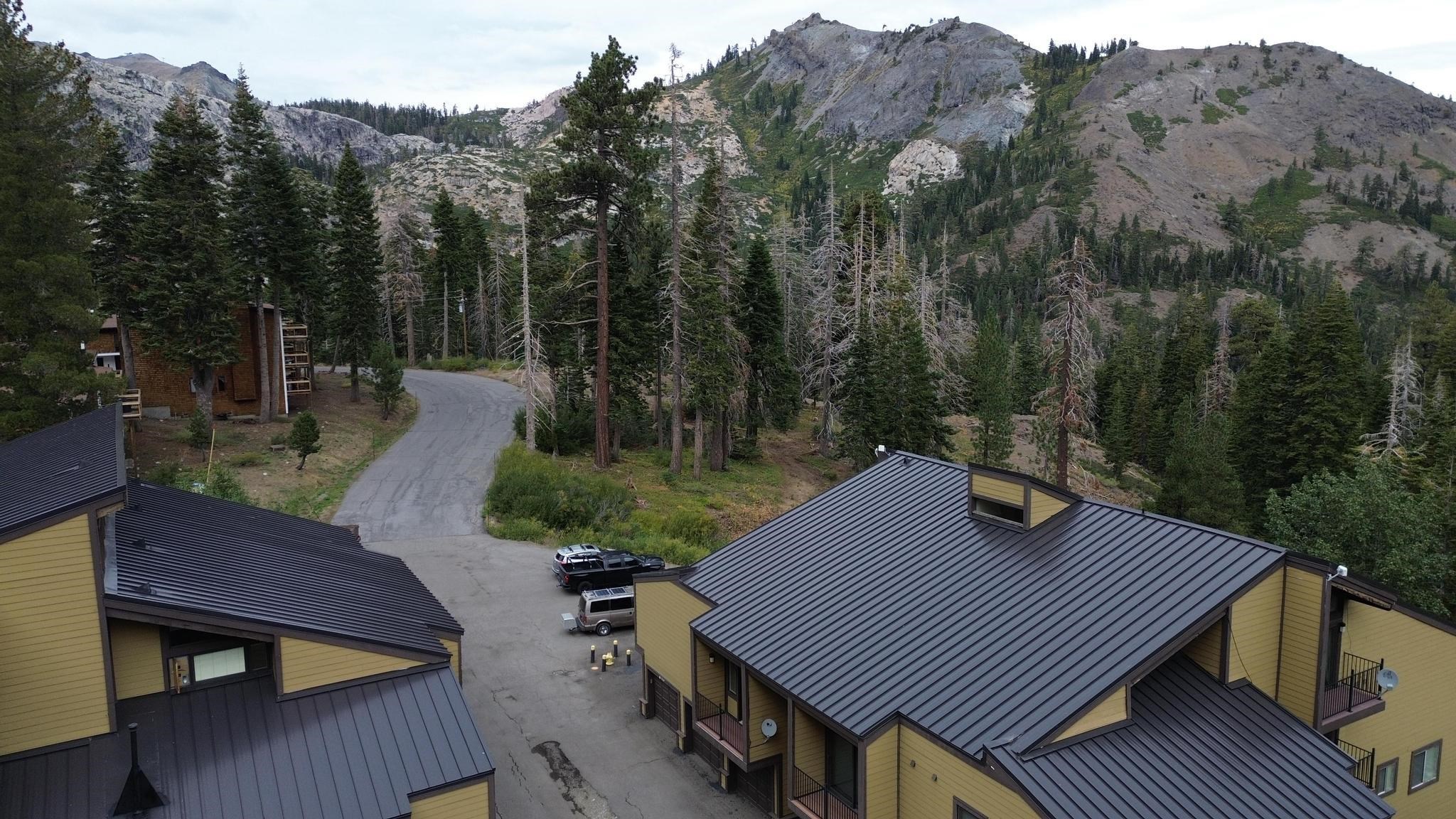 2090 Chalet Road, Unit 2 Alpine Meadows, CA 96146 - Photo 19 of 23 a view of a patio in a balcony