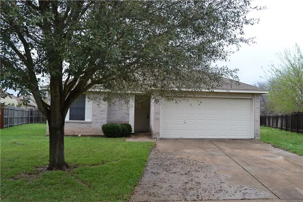 $1,625 | 131 Pony Cove, Kyle, TX 78640