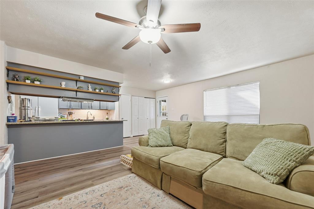 5805 Ridgecove Drive Garland, TX 75043 - Photo 8 of 21