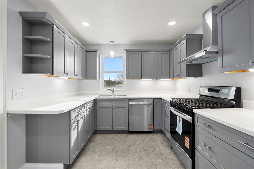 119 Pebble Street Fall River, MA 02721 - Photo 14 of 42