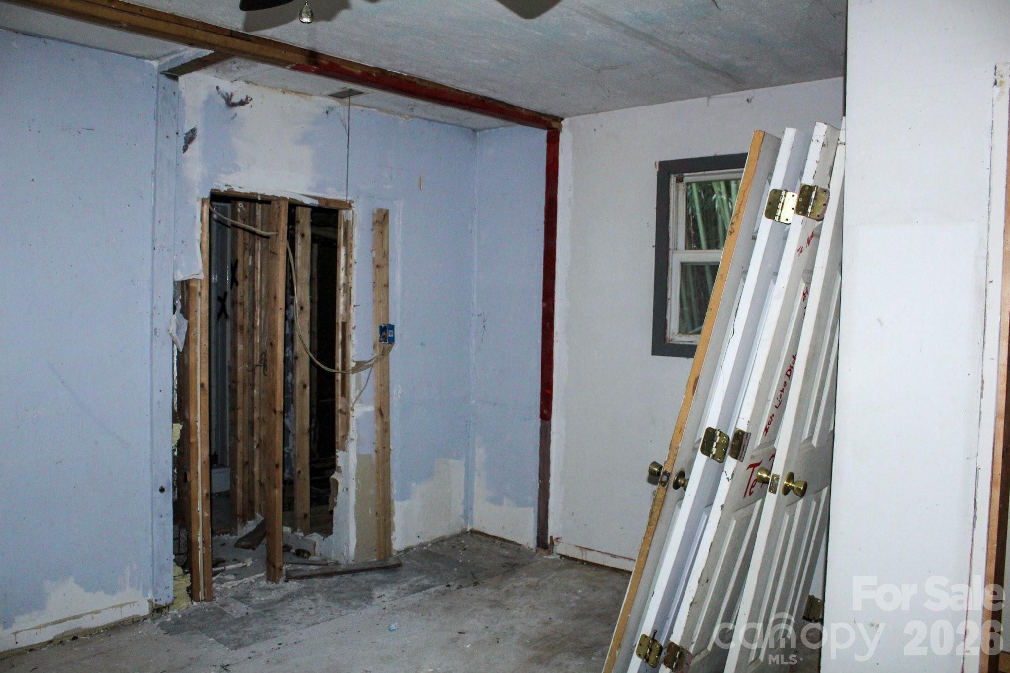 1293 Lake Logan Road Canton, NC 28716 - Photo 25 of 48