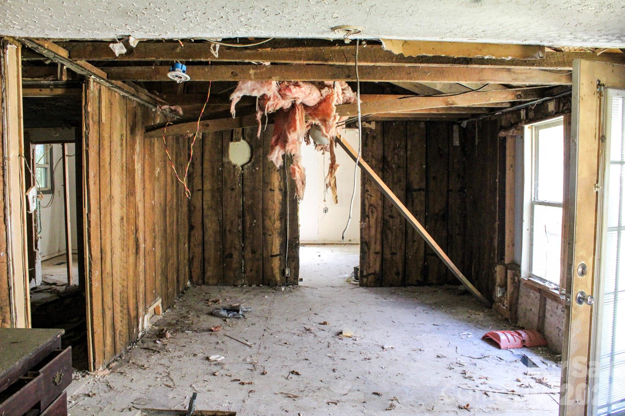 1293 Lake Logan Road Canton, NC 28716 - Photo 41 of 48 a view of an entryway