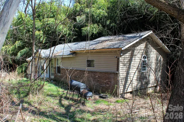 $59,900 | 1293 Lake Logan Road, Canton, NC 28716