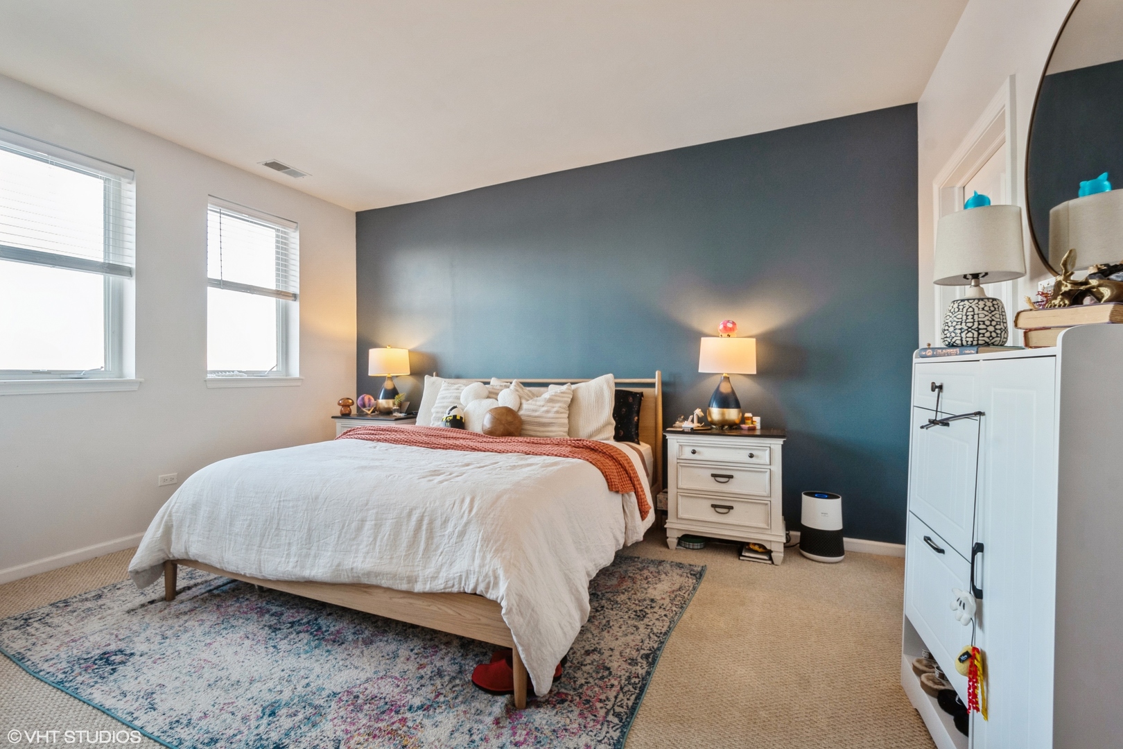 7742 North Sheridan Road, Unit 4R Chicago, IL 60626 - Photo 11 of 19 Gallery Image 11