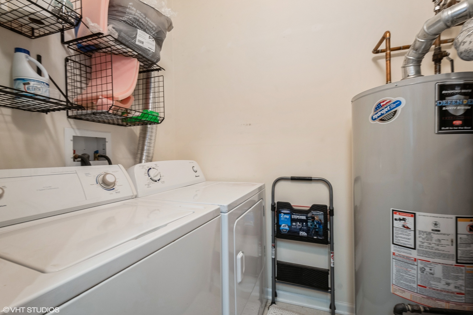 7742 North Sheridan Road, Unit 4R Chicago, IL 60626 - Photo 14 of 19 Gallery Image 14