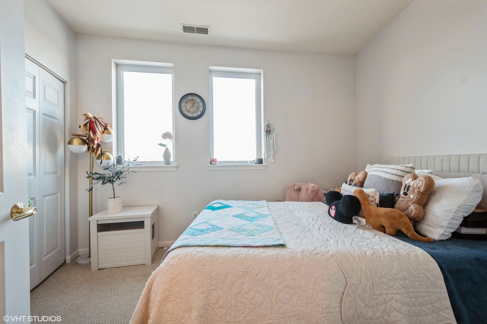 7742 North Sheridan Road, Unit 4R Chicago, IL 60626 - Photo 9 of 19 Gallery Image 9