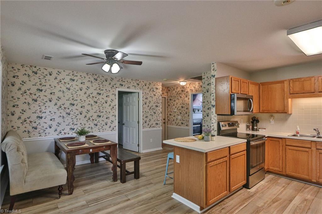 1777 Springfield Farm Court Clemmons, NC 27012 - Photo 13 of 36