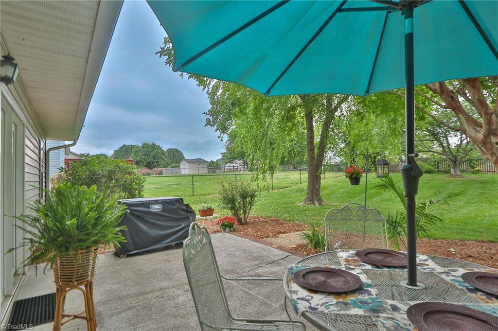 1777 Springfield Farm Court Clemmons, NC 27012 - Photo 31 of 36