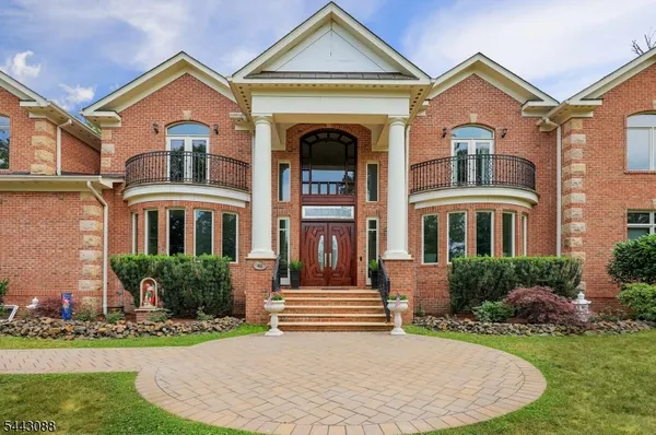 $1,995,000 | 41 Mareu Drive, Watchung, NJ 07069