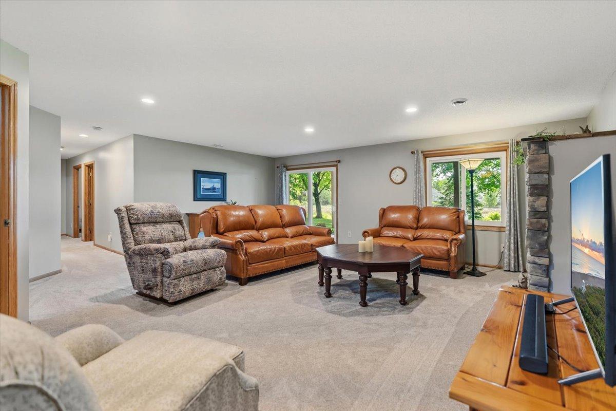 13160 Red Fox Road Rogers, MN 55374 - Photo 29 of 59