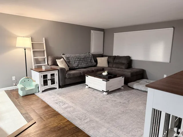 $159,900 | 416 Maple Street, Chillicothe, IL 61523