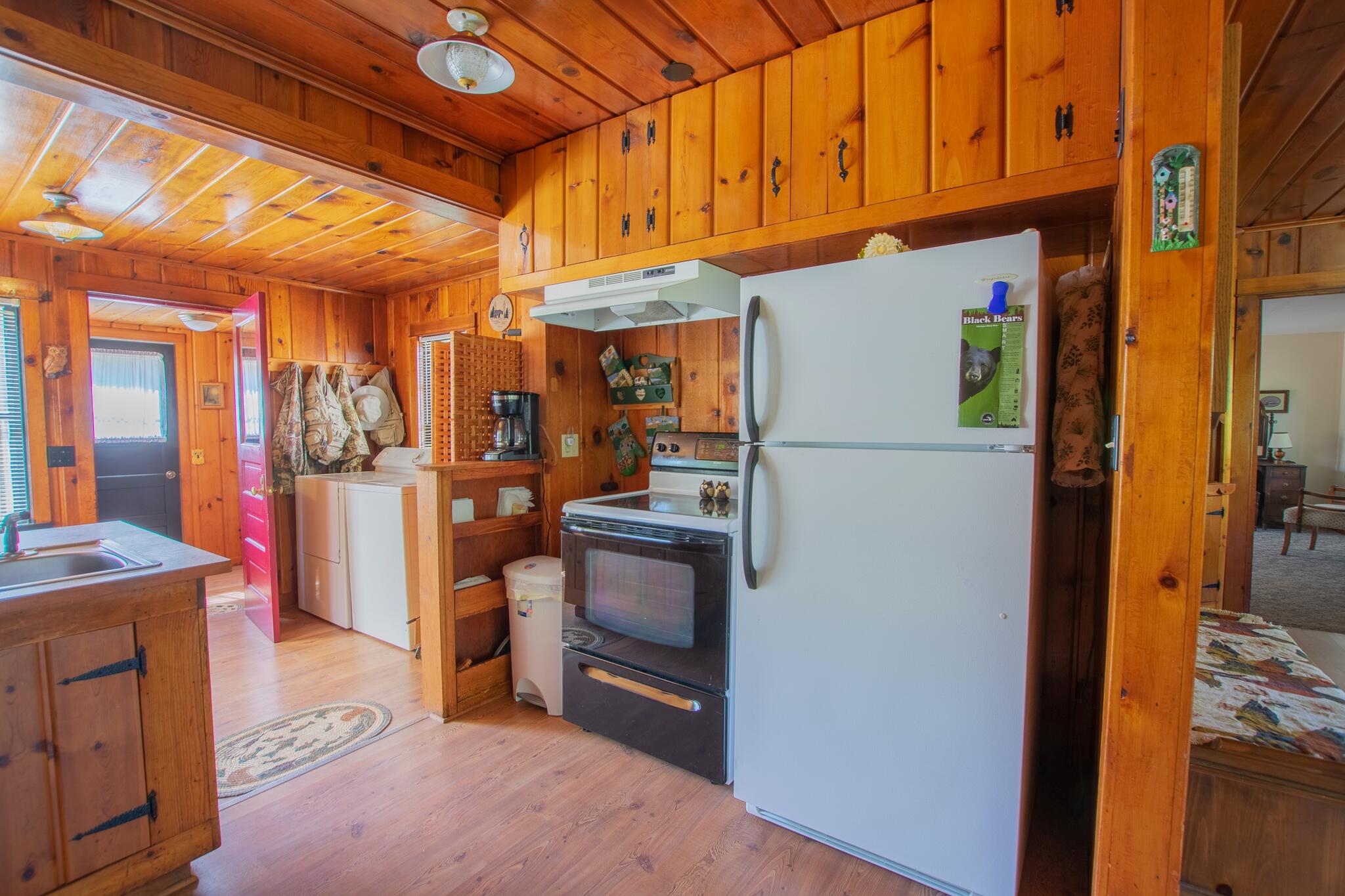 1936 Arrowhead Road Grayling, MI 49738 - Photo 8 of 36 Gallery Image 8