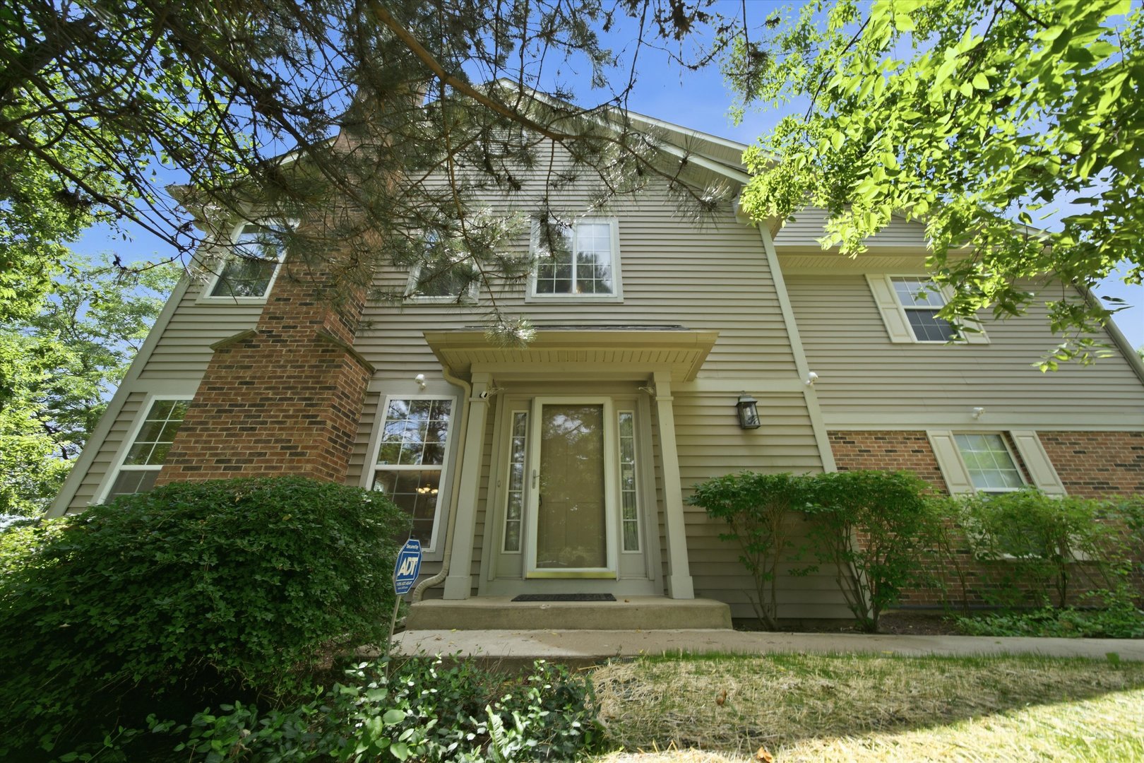 5451 McDonough Road Hoffman Estates, IL 60192 - Photo 2 of 48