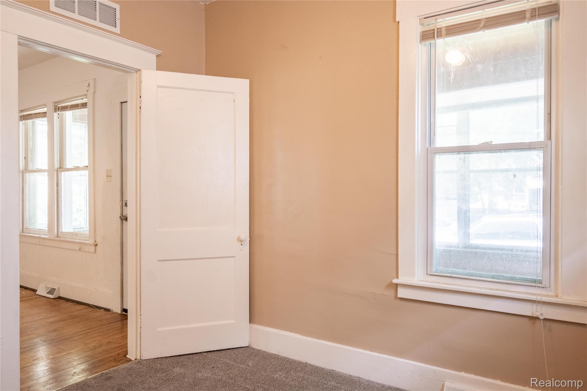 207 Richter Street River Rouge, MI 48218 - Photo 17 of 36 Richter_207-20.jpg