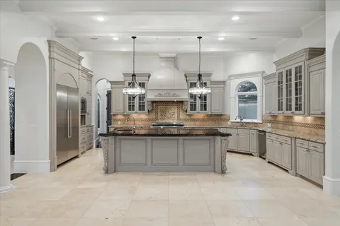 $2,850,000 | 5101 Huckleberry Circle, Houston, TX 77056