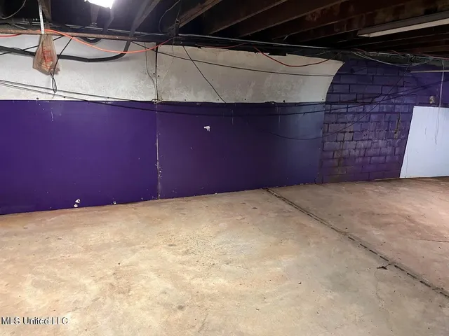 $60,000 | 2330 Raymond Road, Jackson, MS 39212