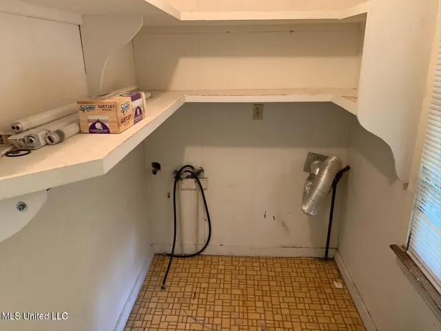 $60,000 | 2330 Raymond Road, Jackson, MS 39212