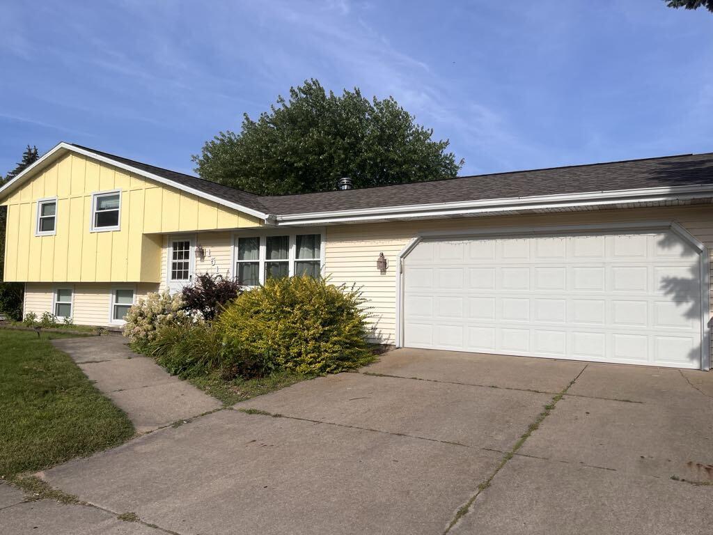 1514 South Schaefer Street Appleton, WI 54915 - Photo 1 of 1 Front