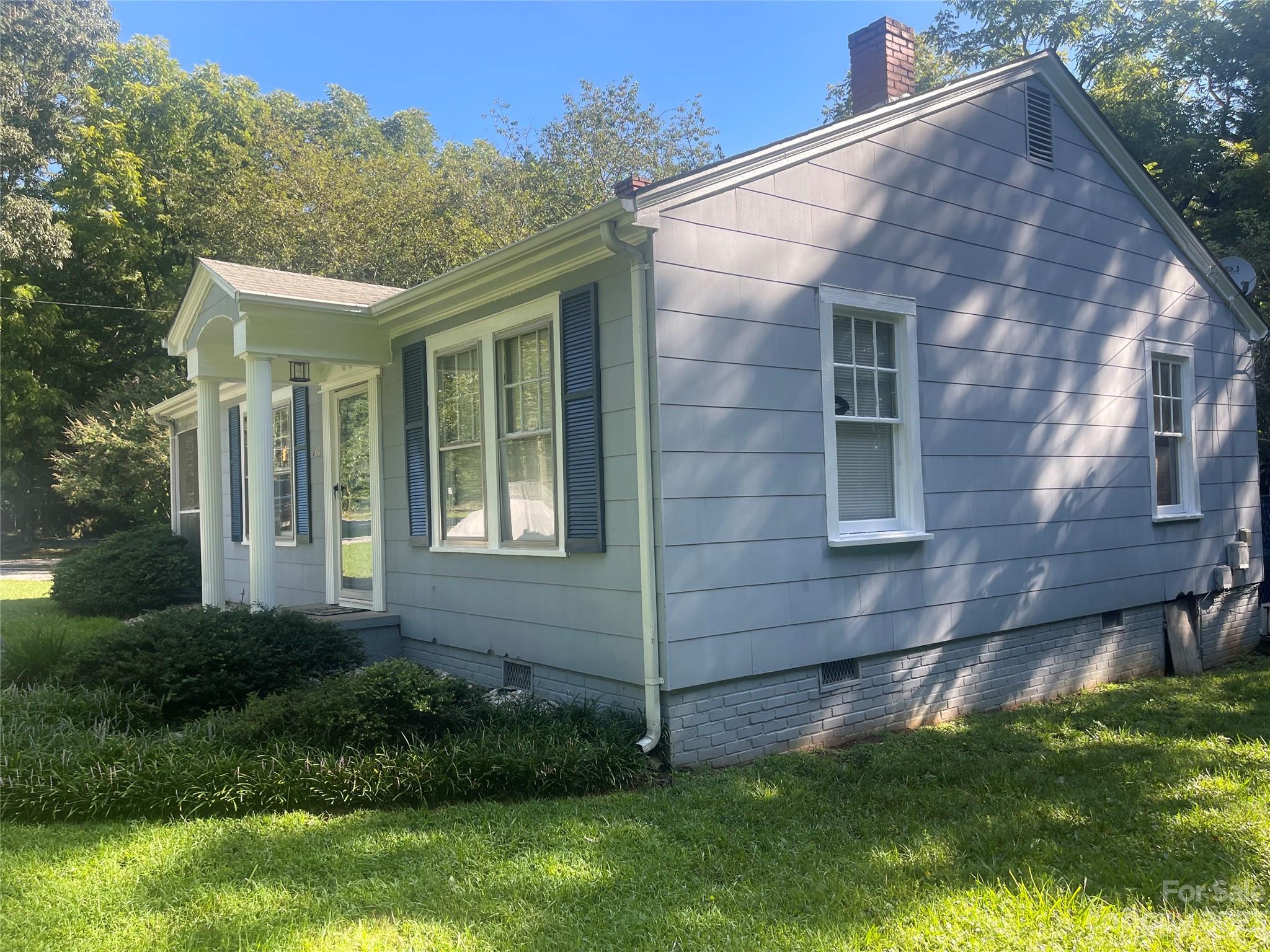 4020 Highway 127 Hickory, NC 28602 - Photo 3 of 14 a view of house with backyard