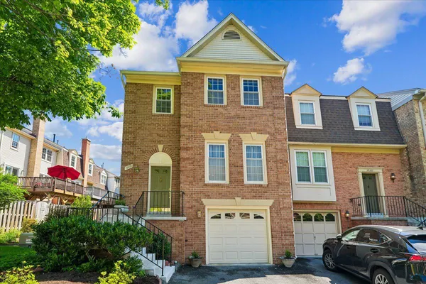 $895,000 | 10109 Langhorne Court, Bethesda, MD 20817