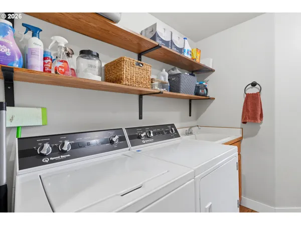 $1,299,900 | 23032 Northeast Hagey Road, Dundee, OR 97115