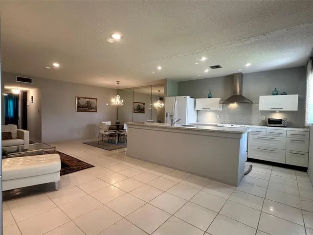 $169,000 | 14492 Canalview Drive, Unit B, Delray Beach, FL 33484