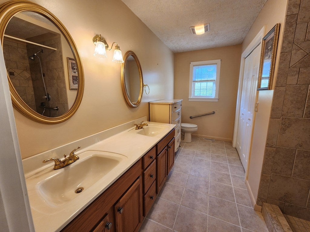 928 Pierce Road Marion, VA 24354 - Photo 18 of 25 Gallery Image 18