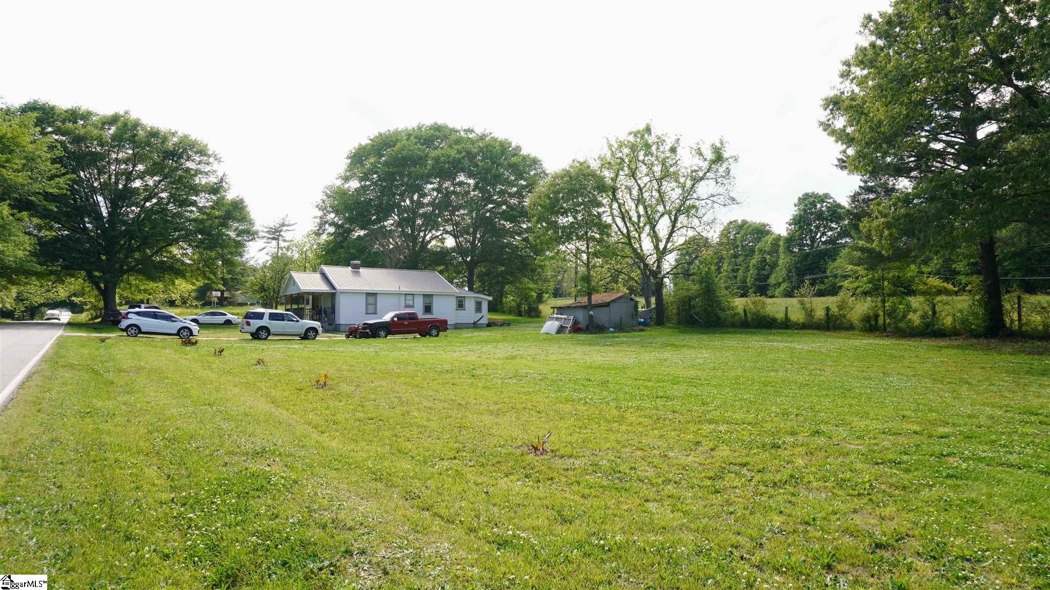 1640 Double Branch Road Cowpens, SC 29330 - Photo 3 of 17