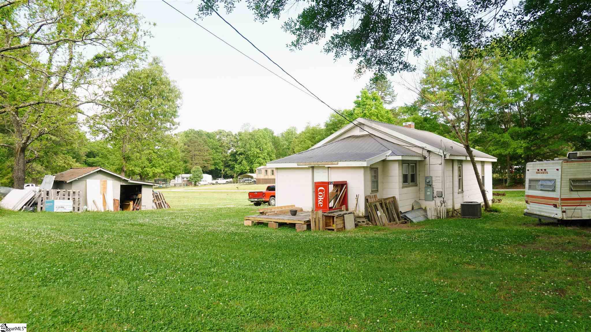 1640 Double Branch Road Cowpens, SC 29330 - Photo 6 of 17