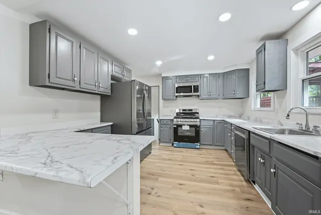 $249,900 | 6921 Nordale Drive, Fort Wayne, IN 46804