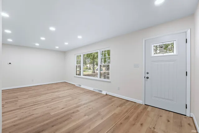 $249,900 | 6921 Nordale Drive, Fort Wayne, IN 46804