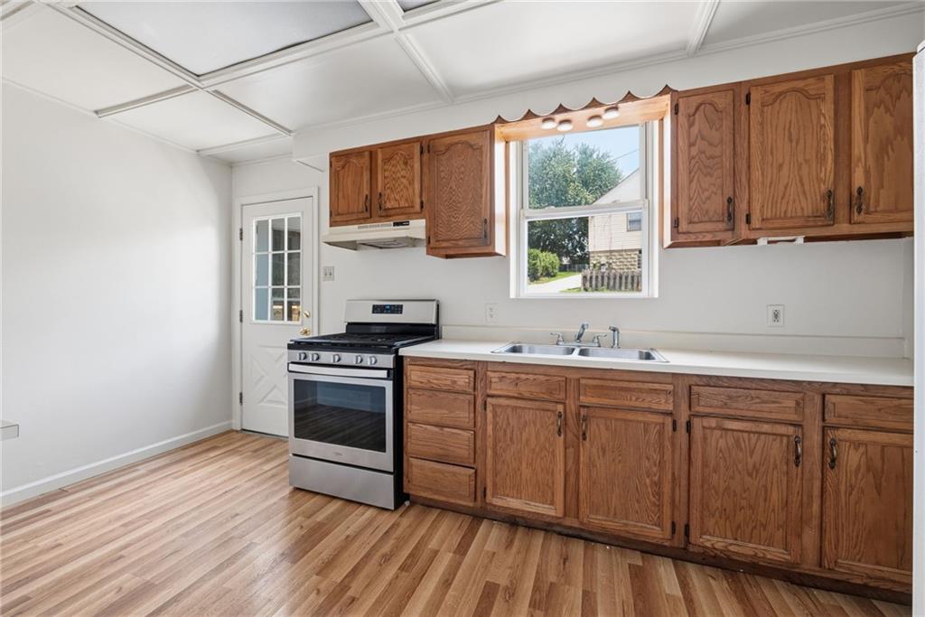 2927 Willett Road Pittsburgh, PA 15227 - Photo 4 of 26